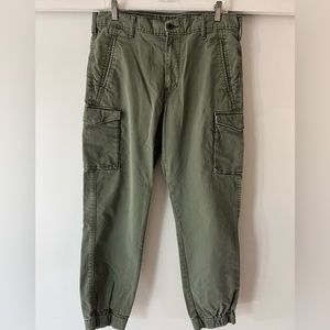 Levi’s Men’s Cargo Joggers (Green) 34x32